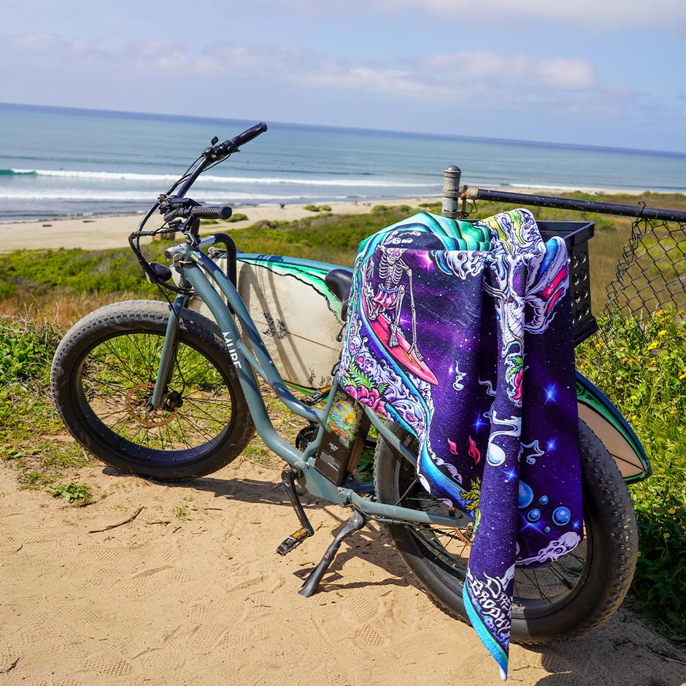 Grateful Tube Beach Towel